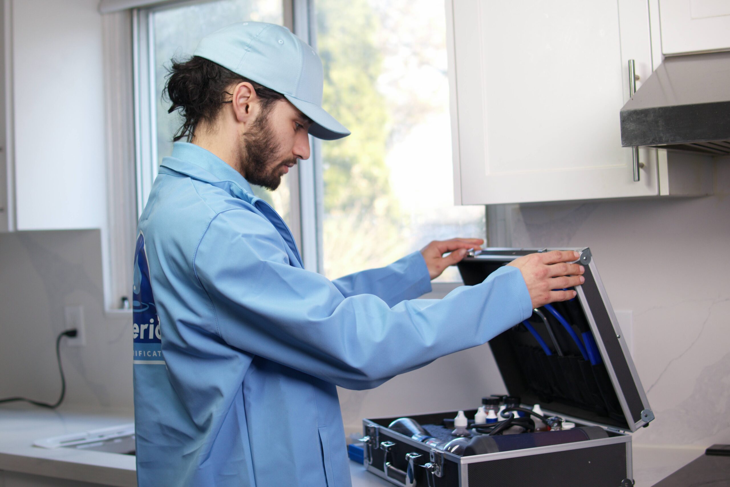 Is Tap Water Safe to Drink in Toronto? Facts, Testing & Risks